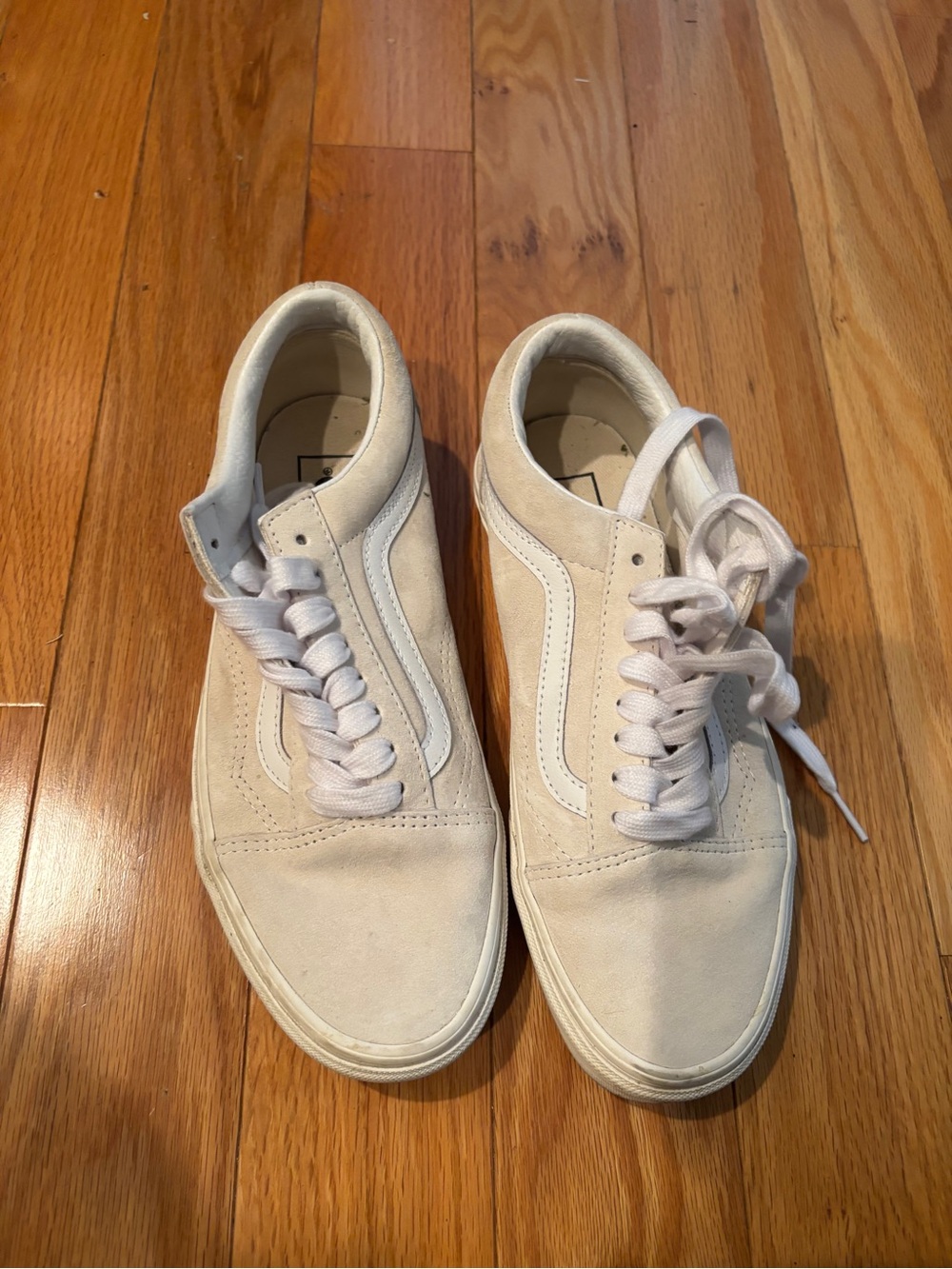 Vans Women's Cream Low-Top Canvas Sneakers with Side Stripe